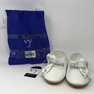 WUIWUIYU Casual Mary Janes Ballet Flats, Girl's Size 13(B)33 - White